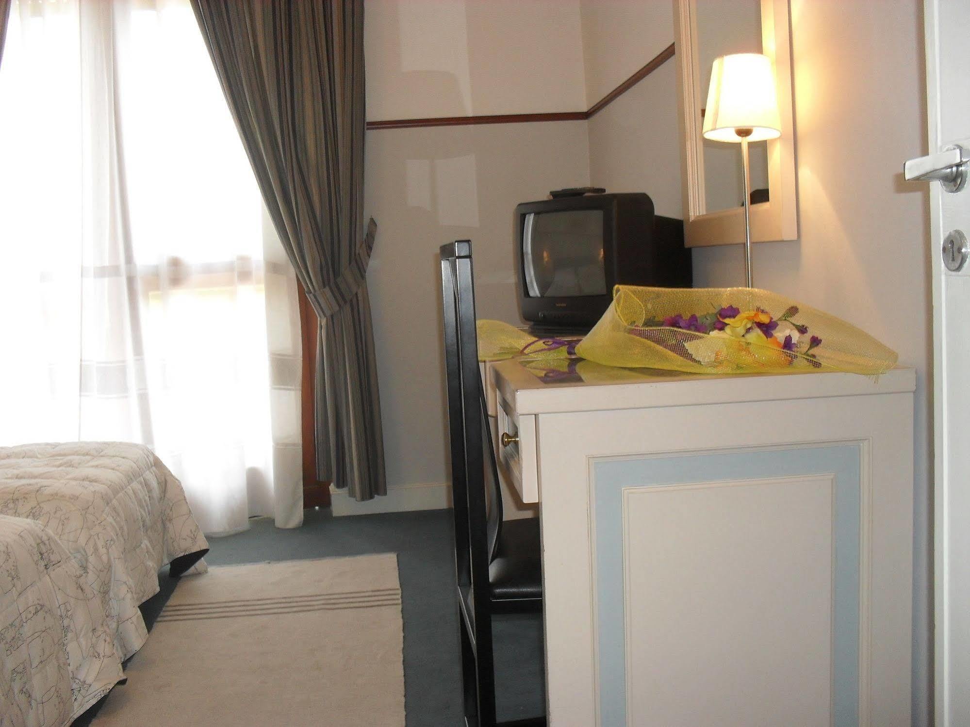 Hotel Parco Della Fonte Vallio Terme Екстер'єр фото