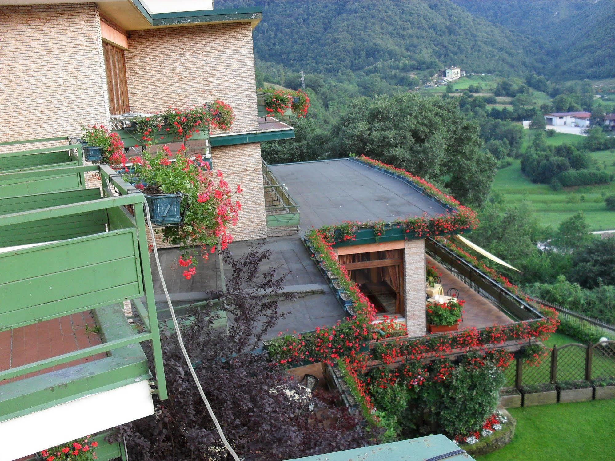 Hotel Parco Della Fonte Vallio Terme Екстер'єр фото